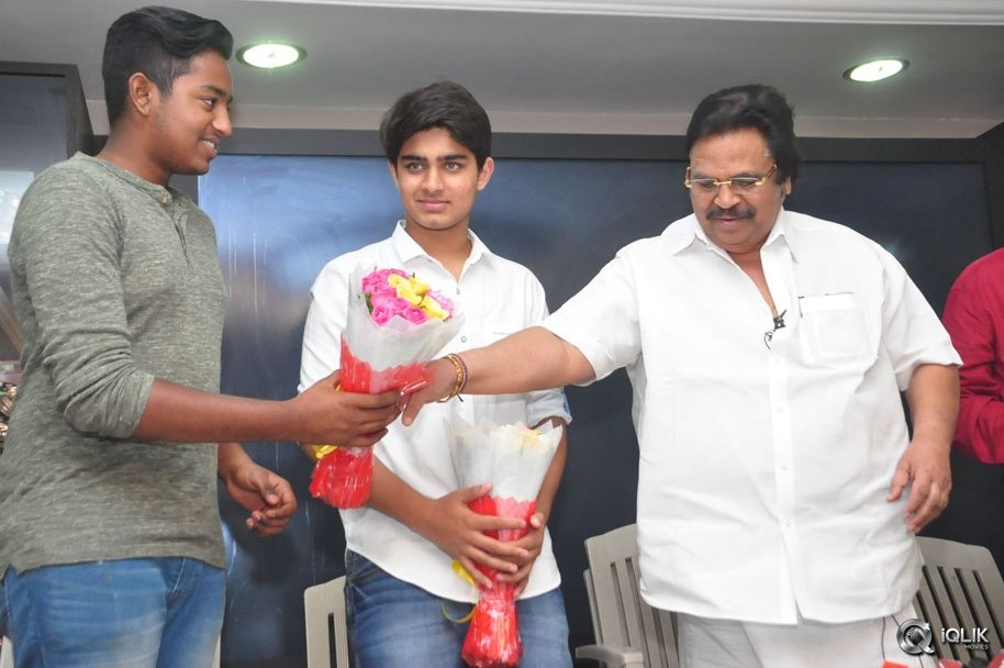 Dasari-Narayana-Rao-Appreciate-To-Nirmala-Convent-Movie-Team
